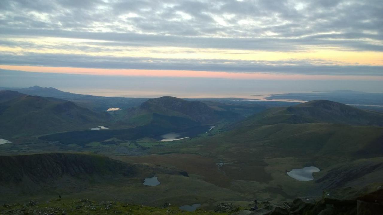 Zip Cottage Sleeps 2-3 Climb Snowdon Zip World Tanygrisiau Bagian luar foto
